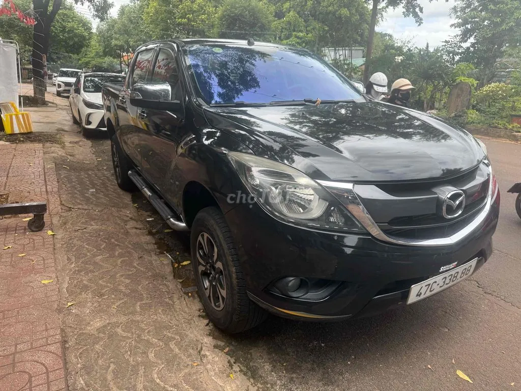 Mazda Bt-50 2016 photo 2