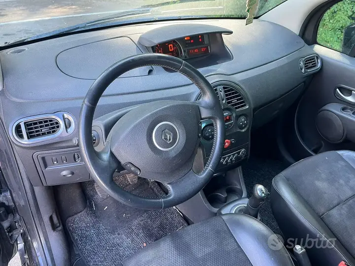 Renault Modus 2011 photo 3