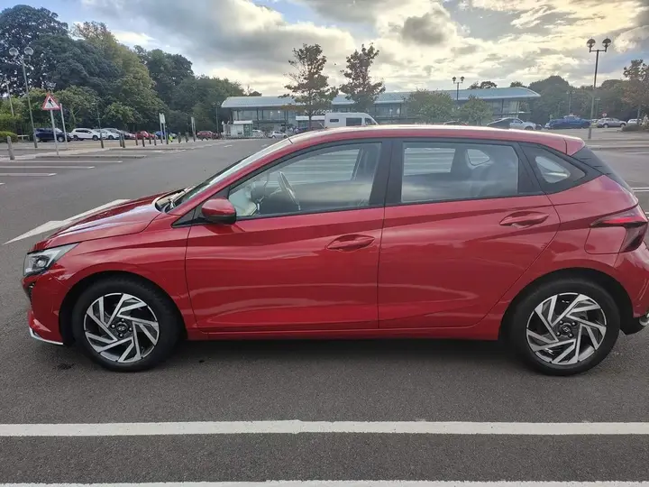 Hyundai I20 2024 photo 2