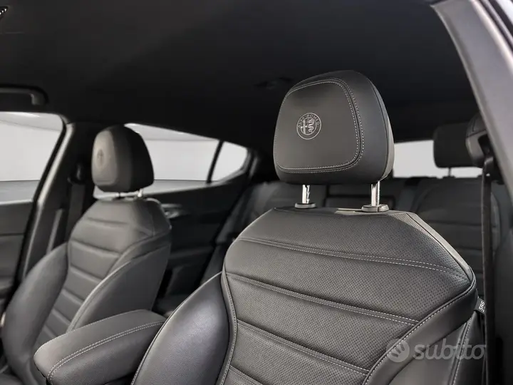 Alfa Romeo Tonale 2024 photo 5