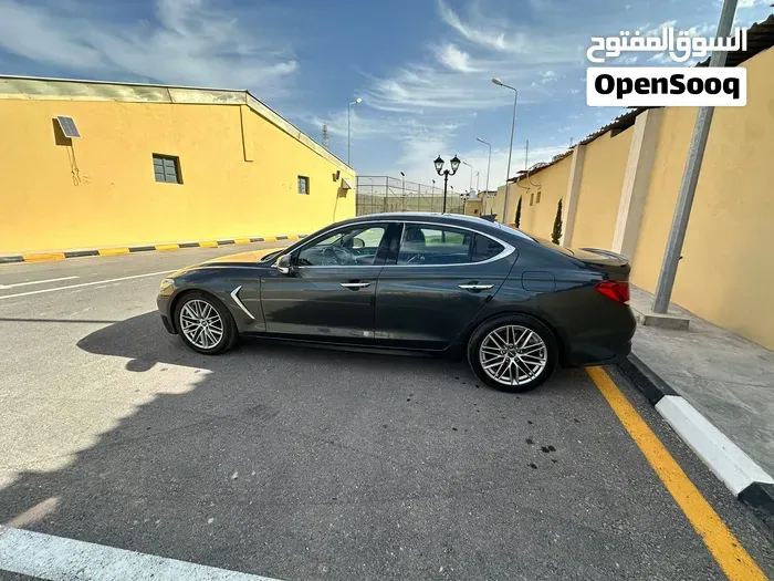 Genesis G70 2020 photo 3