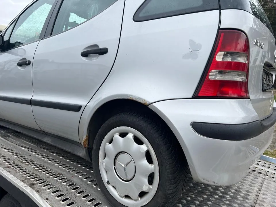 Mercedes-Benz A160