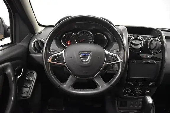 Dacia Duster 2018 photo 2