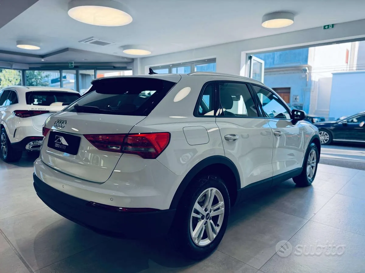 Audi Q3 2022 photo 4