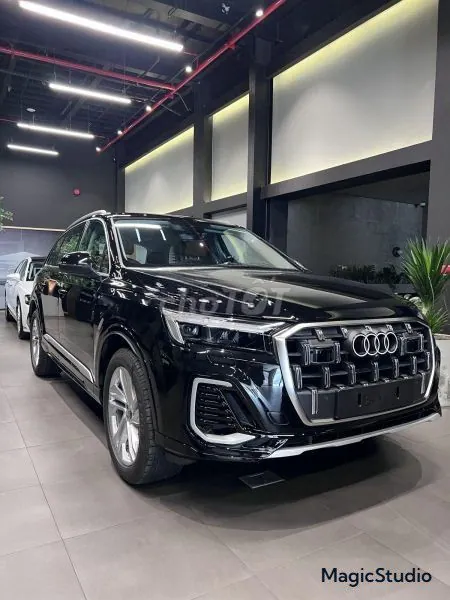 Audi Q7 2026 photo 4