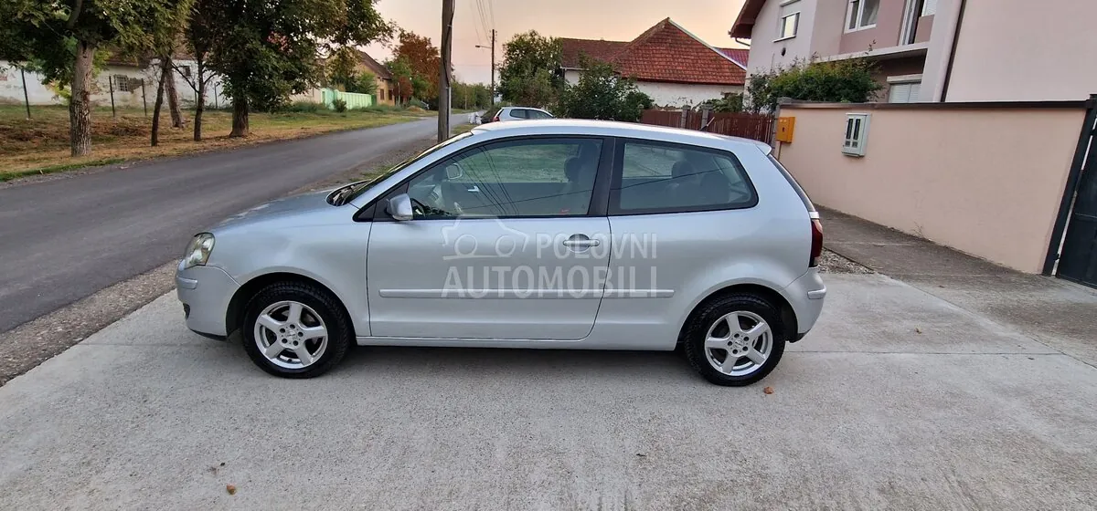 Volkswagen Polo 2006 photo 4