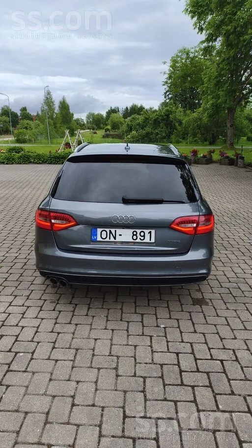 Audi A4 2015 photo 3