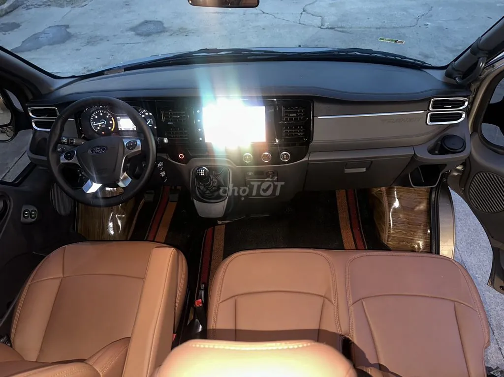 Ford Transit 2023 photo 3
