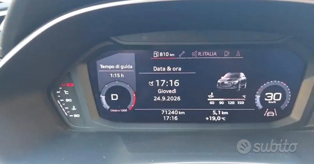 Audi Q3 2019 photo 3