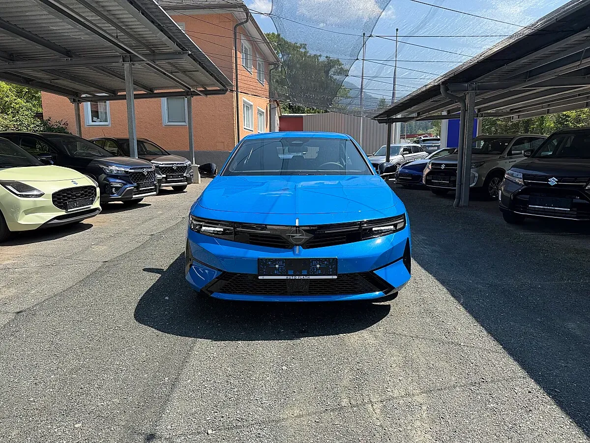 Opel Astra photo 3