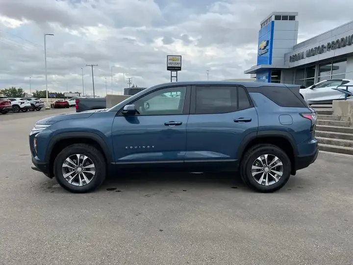 Chevrolet Equinox 2027 photo 2