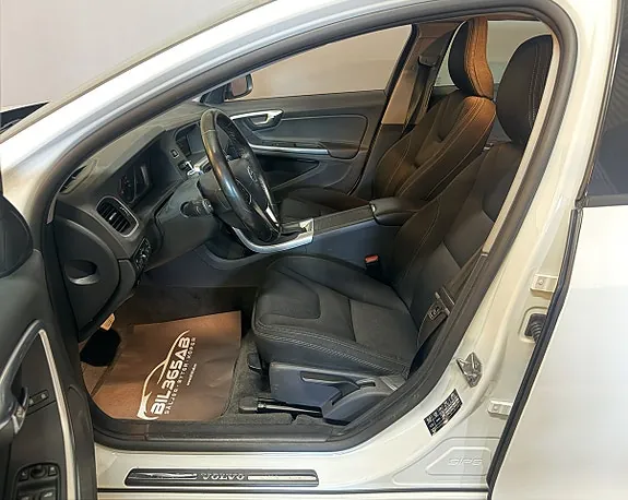 Volvo V60 2017 photo 3