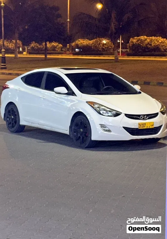 Hyundai Elantra 2012 photo 2