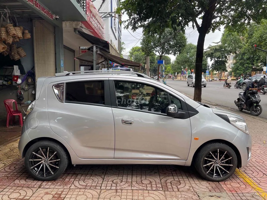 Chevrolet Spark 2013 photo 2