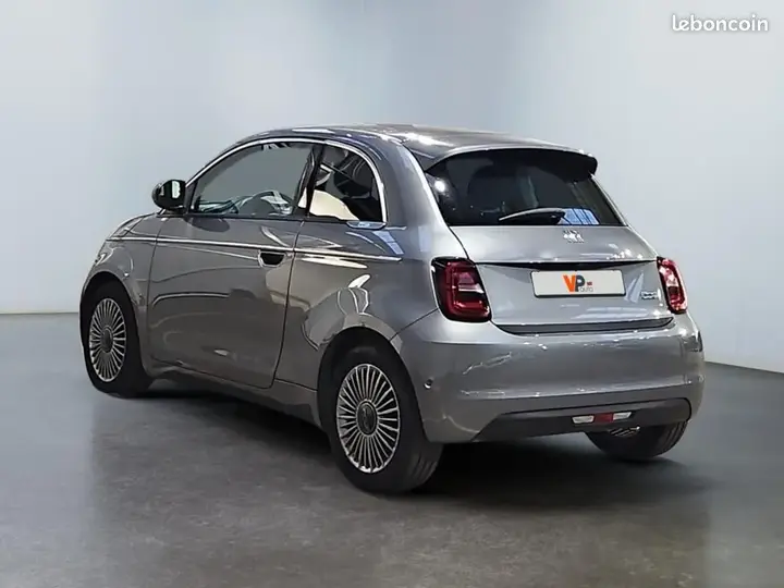 Fiat 500 2023 photo 3
