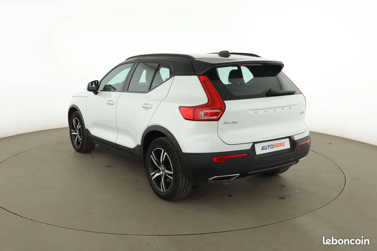 Volvo Xc40 2018 photo 2