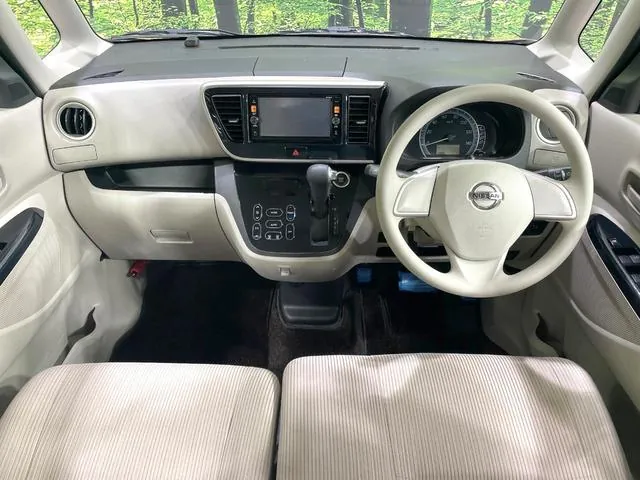 Nissan Dayzulux X