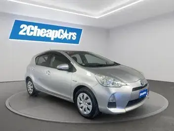 Toyota Aqua 2012 photo 4