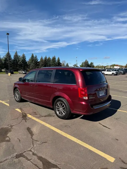 Dodge Caravan 2017 photo 4
