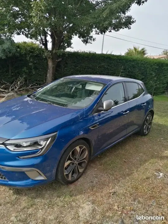 Renault Megane 2016 photo 3
