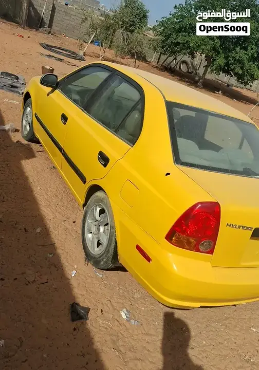 Hyundai Verna 2004 photo 4
