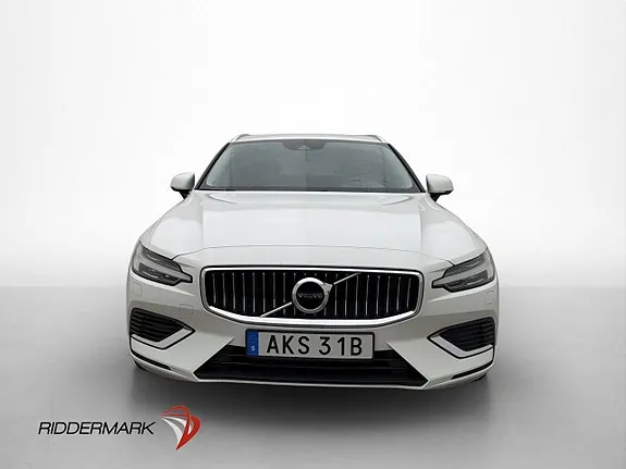 Volvo V60 2021 photo 2