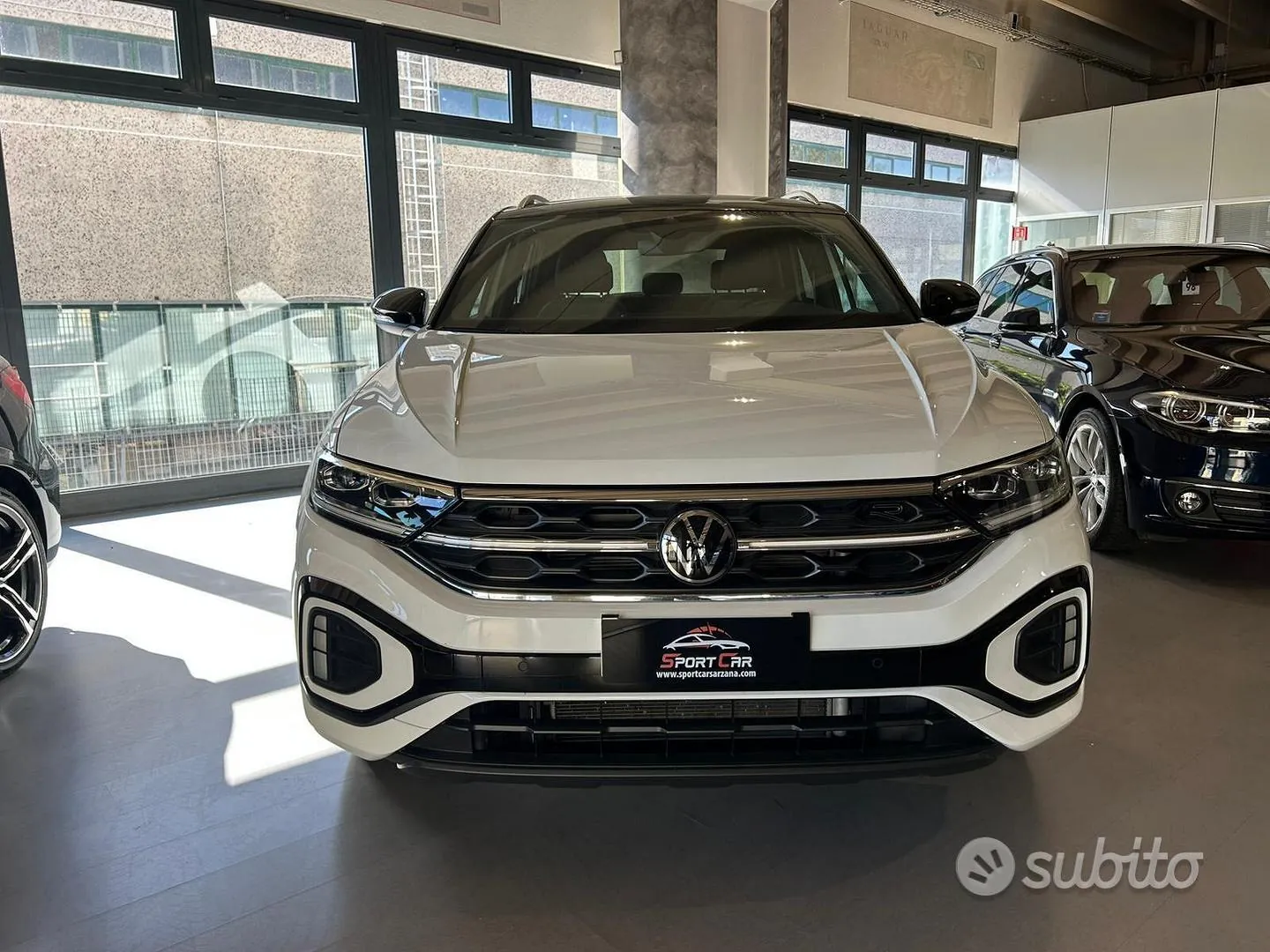 Volkswagen T-Roc 2023 photo 2