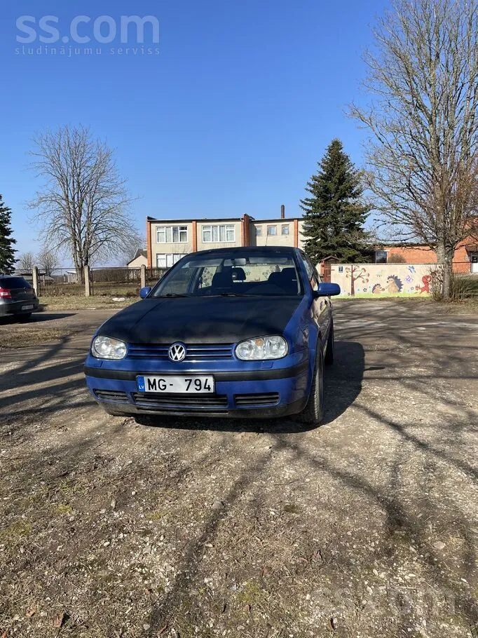 Volkswagen Golf Mk4 2001 photo 2
