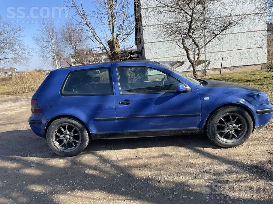 Volkswagen Golf Mk4 2001 photo 4