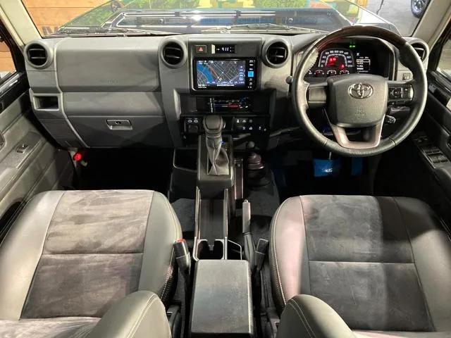 Toyota Land Cruiser 70 2025 photo 2