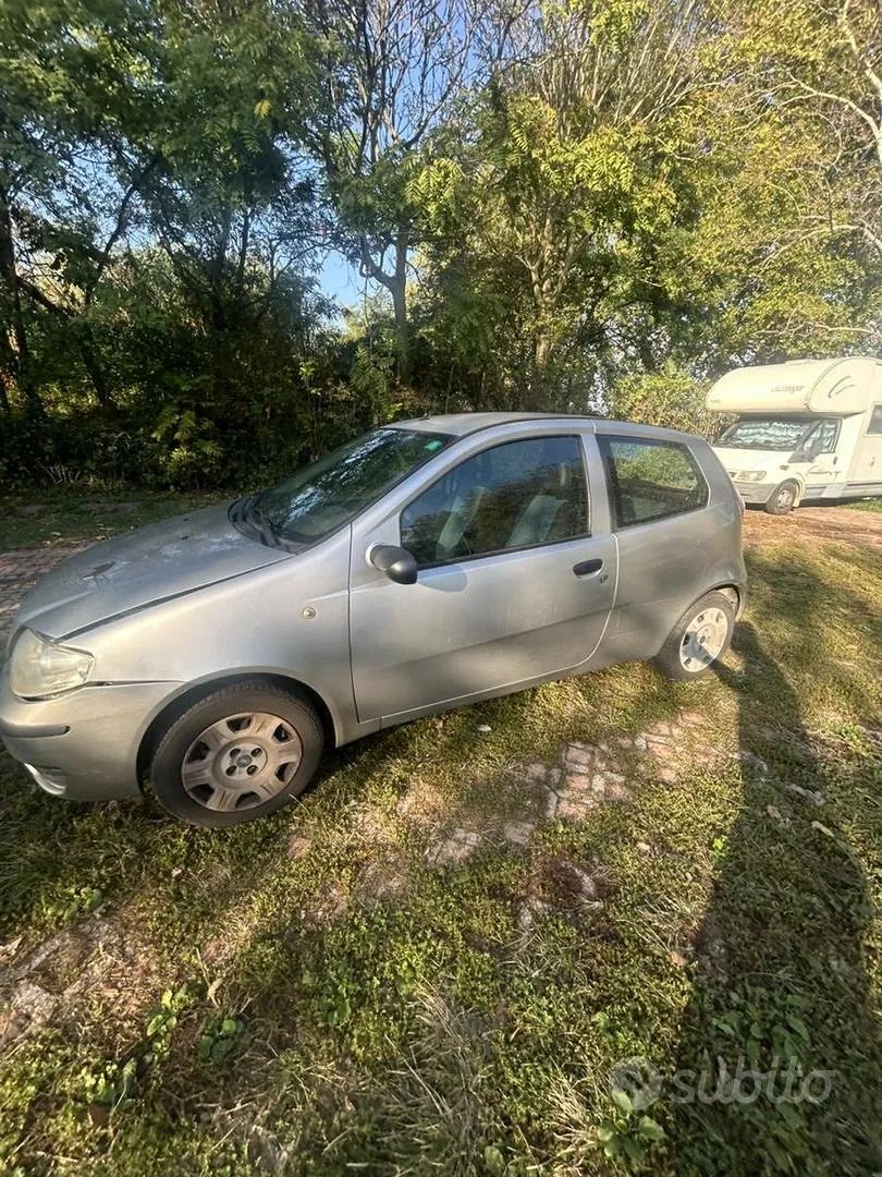 Fiat Punto 2005 photo 4