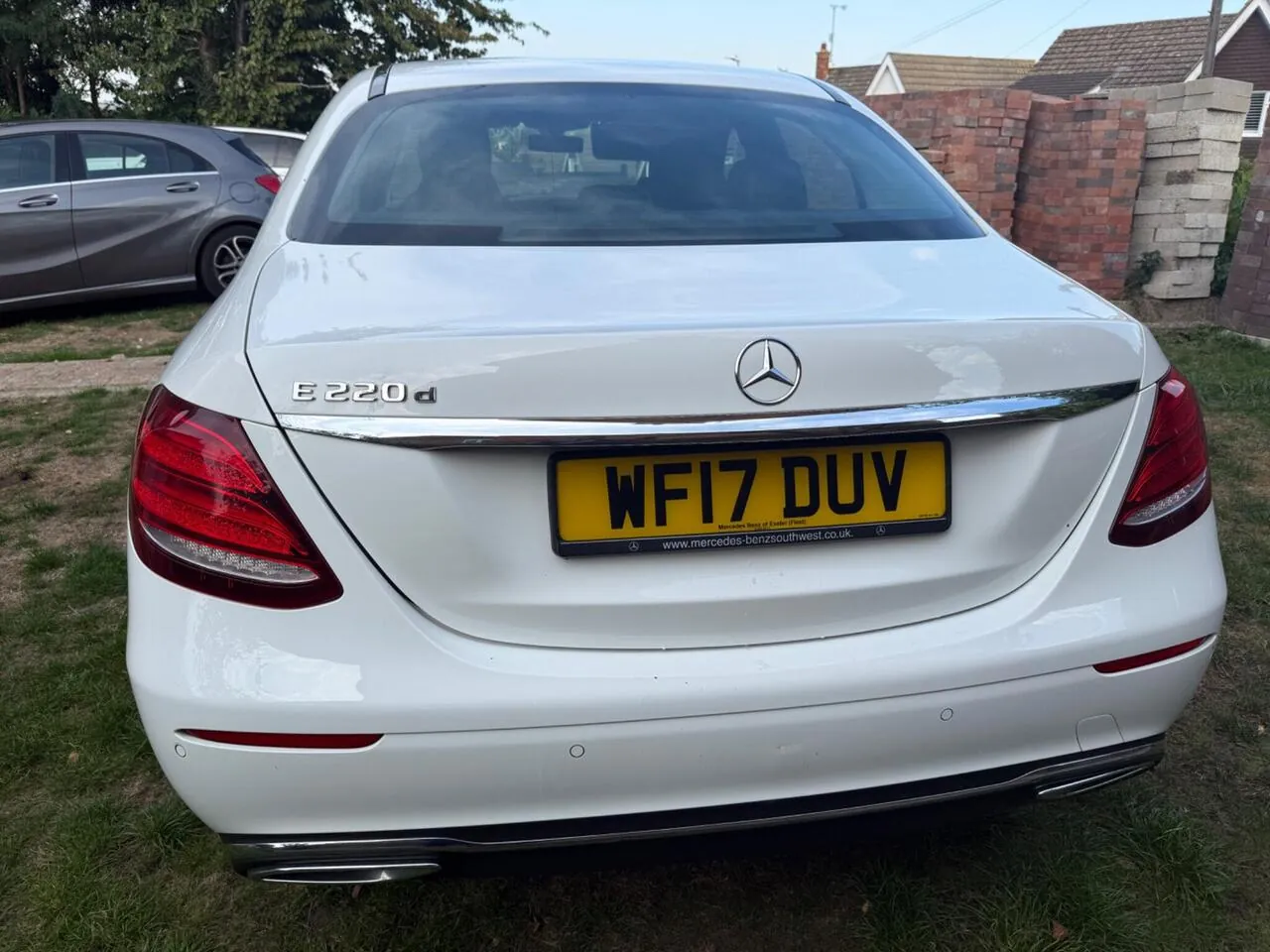 Mercedes-Benz E-Class 2017 photo 4