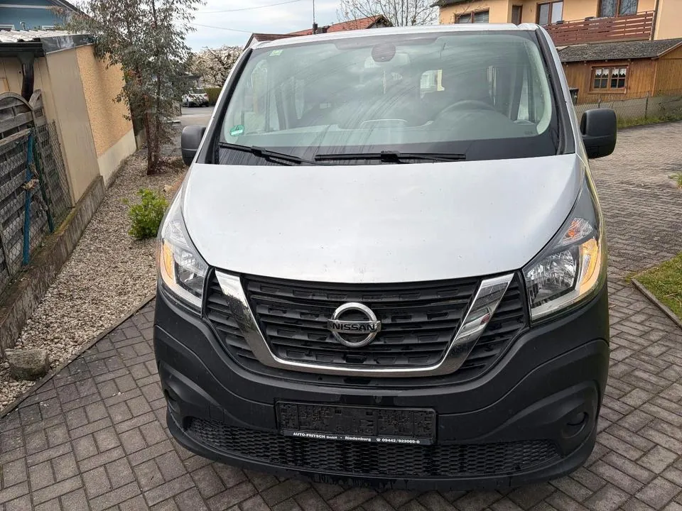 Nissan Nv300