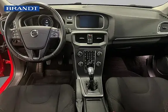 Volvo V40 2018 photo 4