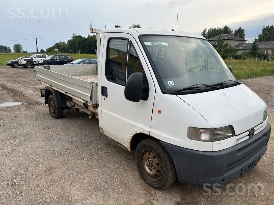 Peugeot Boxer 2000 photo 2