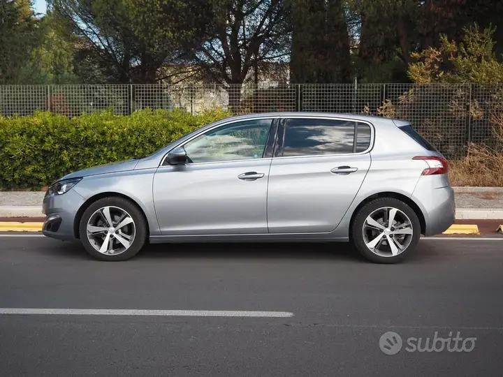 Peugeot 308 2017 photo 3