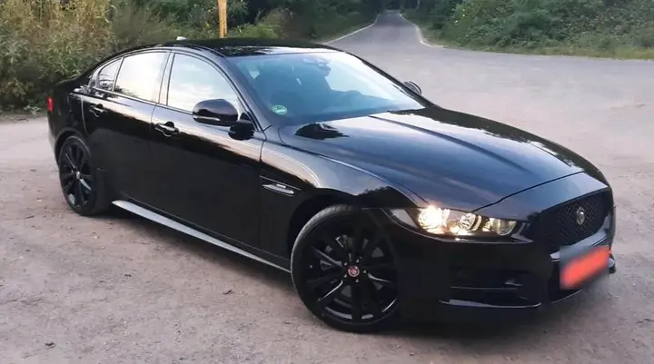 Jaguar Xe