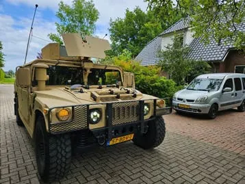 Hummer H1