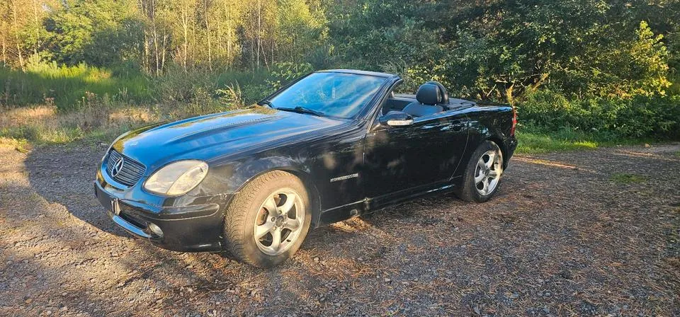 Mercedes-Benz Slk230