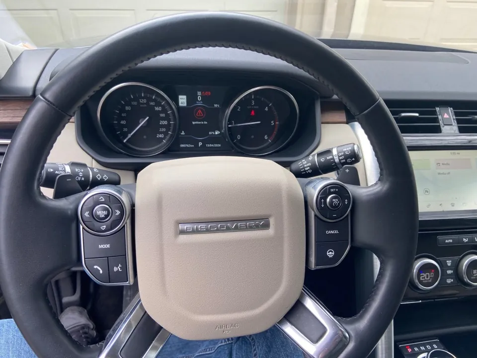 Land Rover Discovery 2017 photo 5