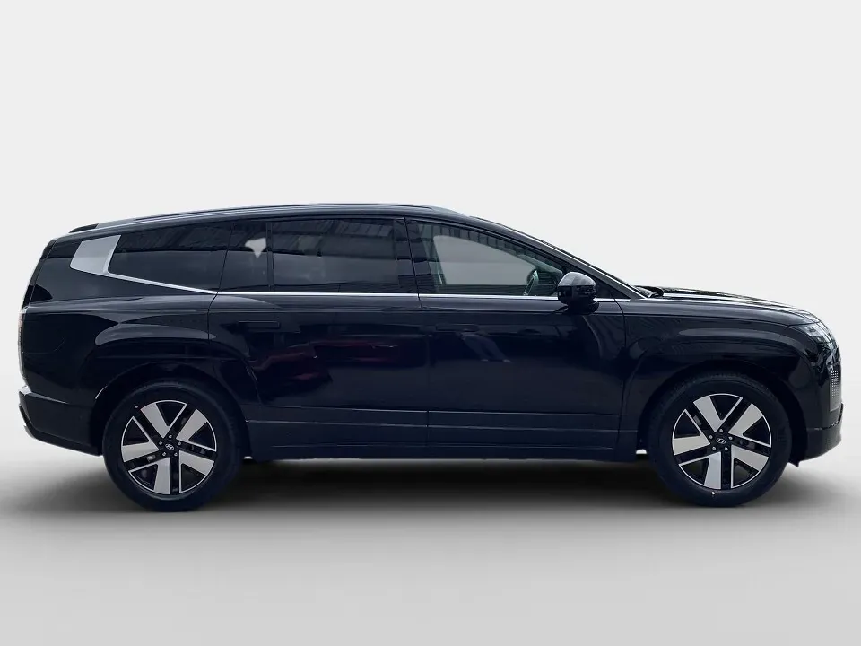 Hyundai Ioniq 9 photo 3