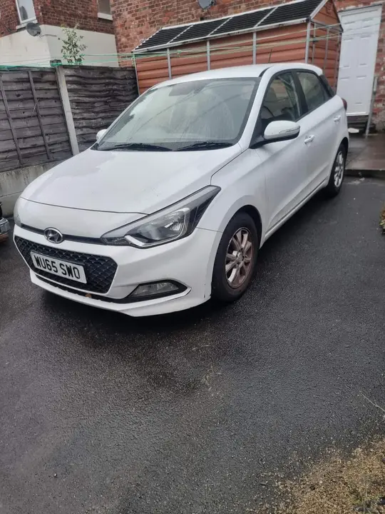 Hyundai I20 2016 photo 2