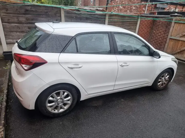 Hyundai I20 2016 photo 5