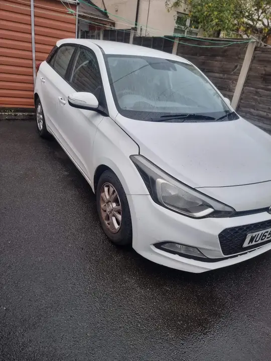 Hyundai I20 2016 photo 3