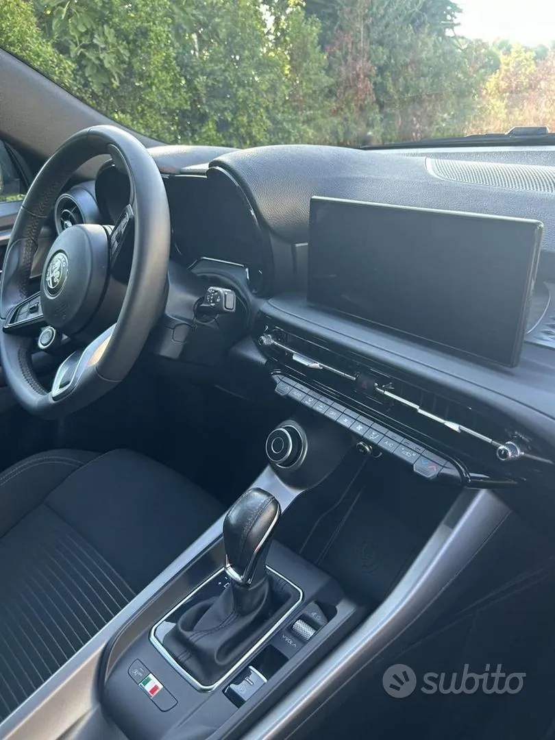 Alfa Romeo Tonale 2023 photo 5