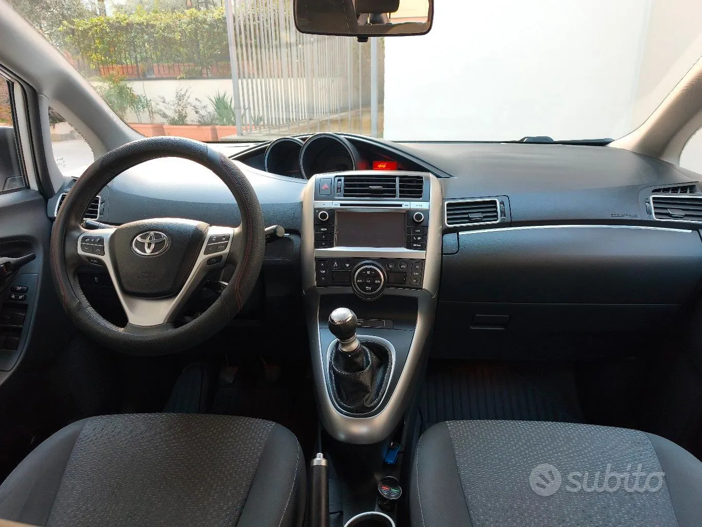 Toyota Verso 2014 photo 4