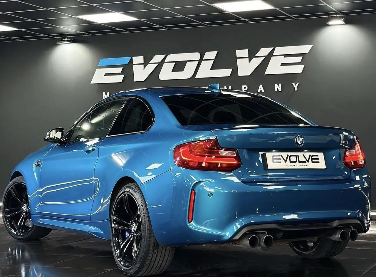 BMW M2 2017 photo 2