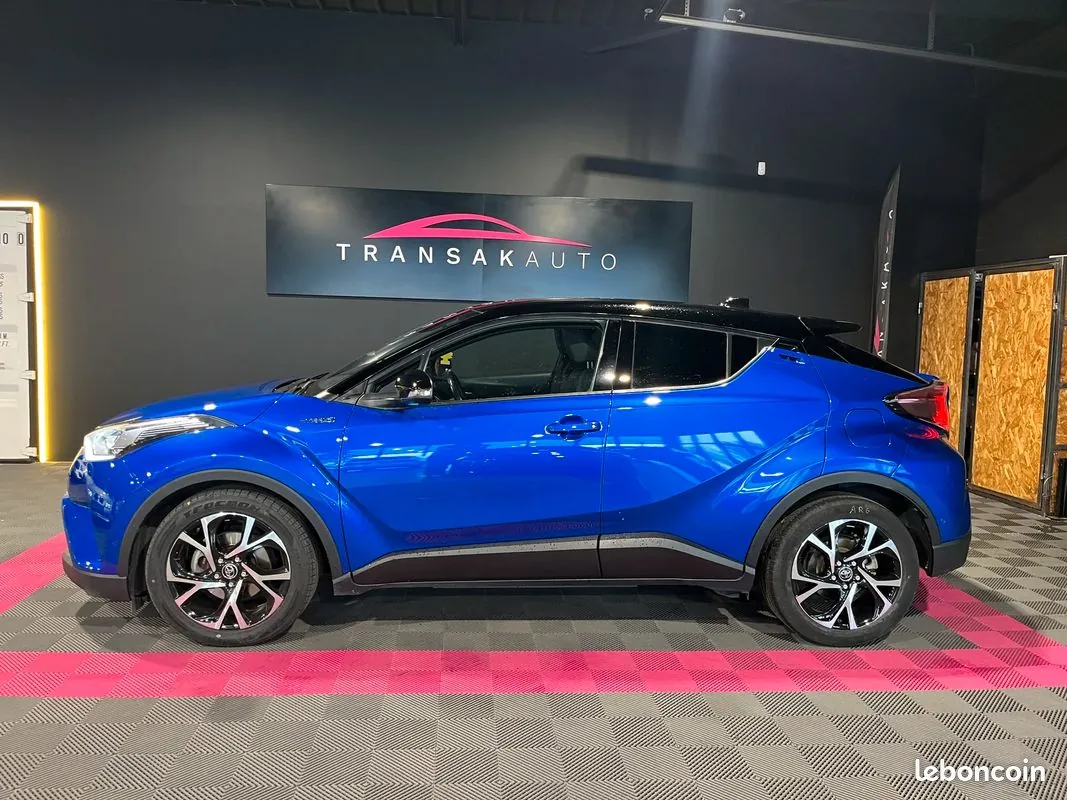 Toyota C-Hr 2018 photo 3