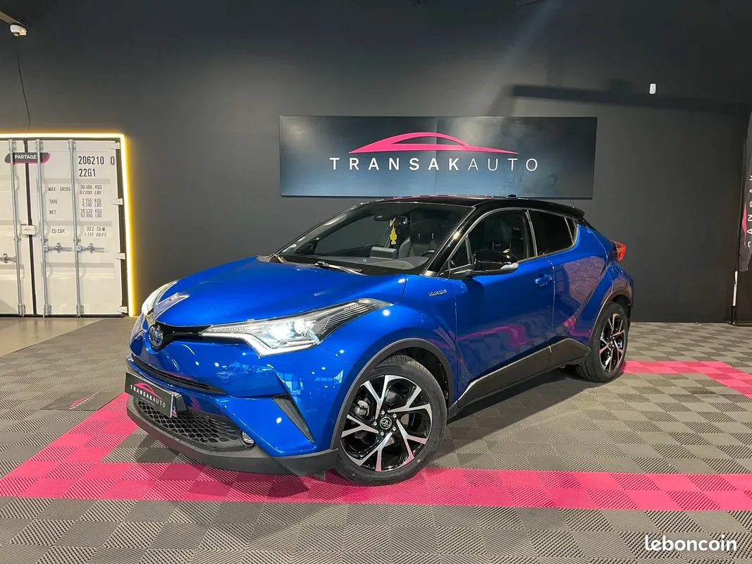 Toyota C-Hr 2018 photo 2