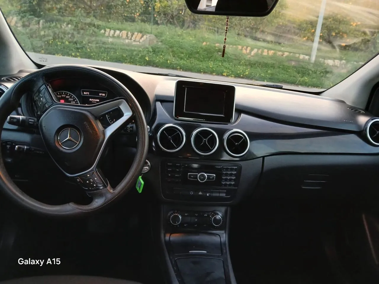 Mercedes-Benz B 180 2013 photo 5